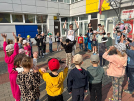 Зарядка в летний период Зарядка в летний период.